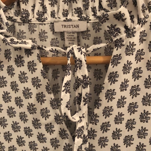 Light and professional blouse - Picture 3 of 3